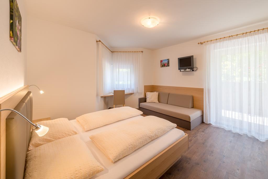 Pension Etschblick B&B Frangarto Экстерьер фото